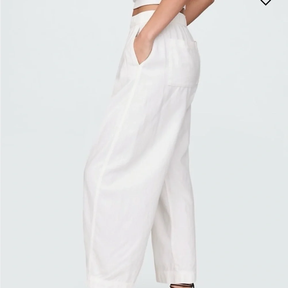 GAP white linen Relaxed Fit Pants - Picture 5 of 14